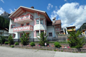 Villetta Giumella Pozza Di Fassa